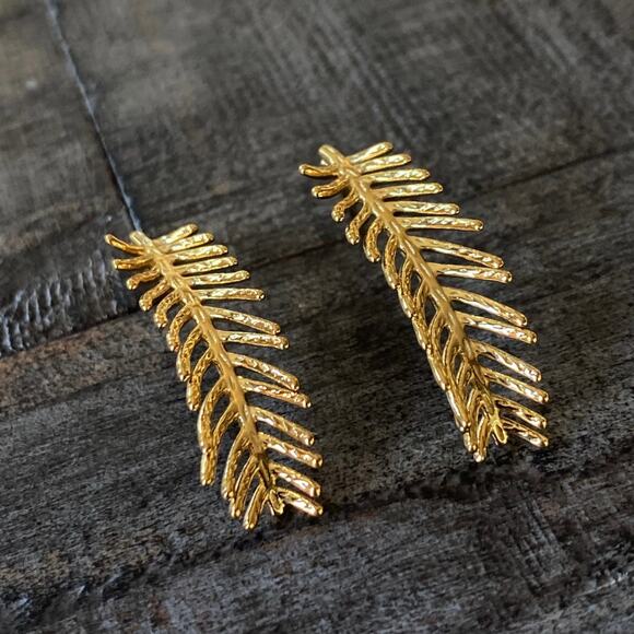 NEW Golden Fern Leaf Earrings - Picture 10 of 12